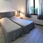La * Favone