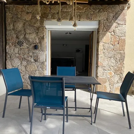 Villa La *