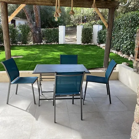 Villa La *