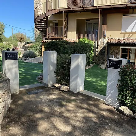 Villa La *